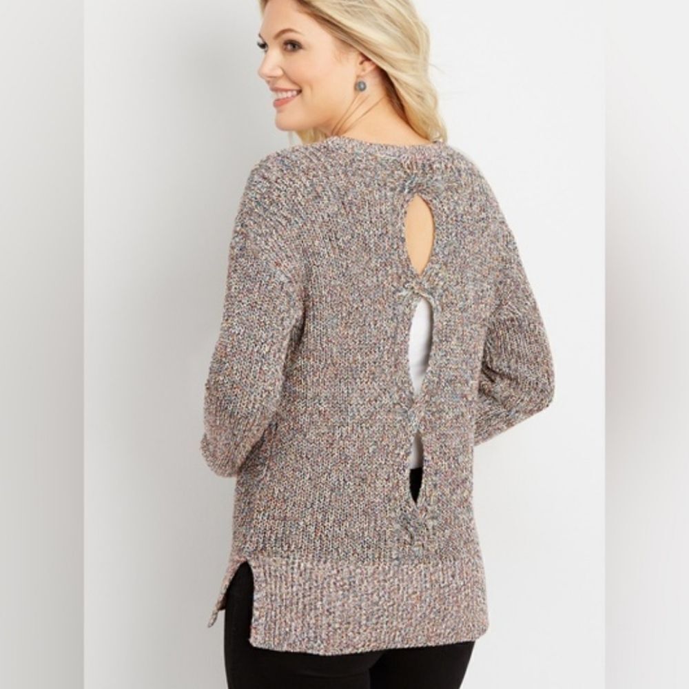 Maurices sweater cut out design sz xs multicolor